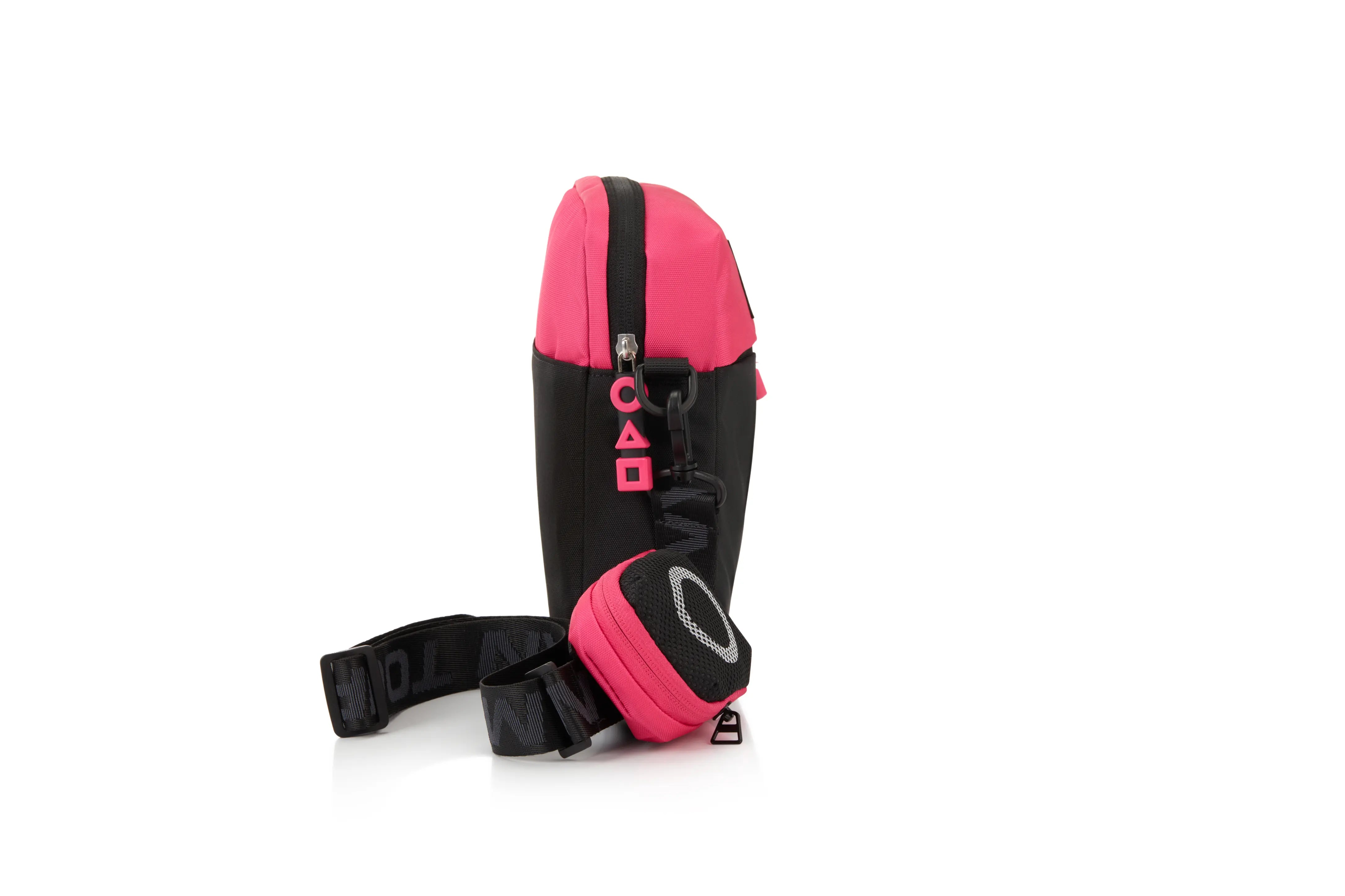 حقيبة كروس بودي من أمريكان توريستر سكويد جيمز