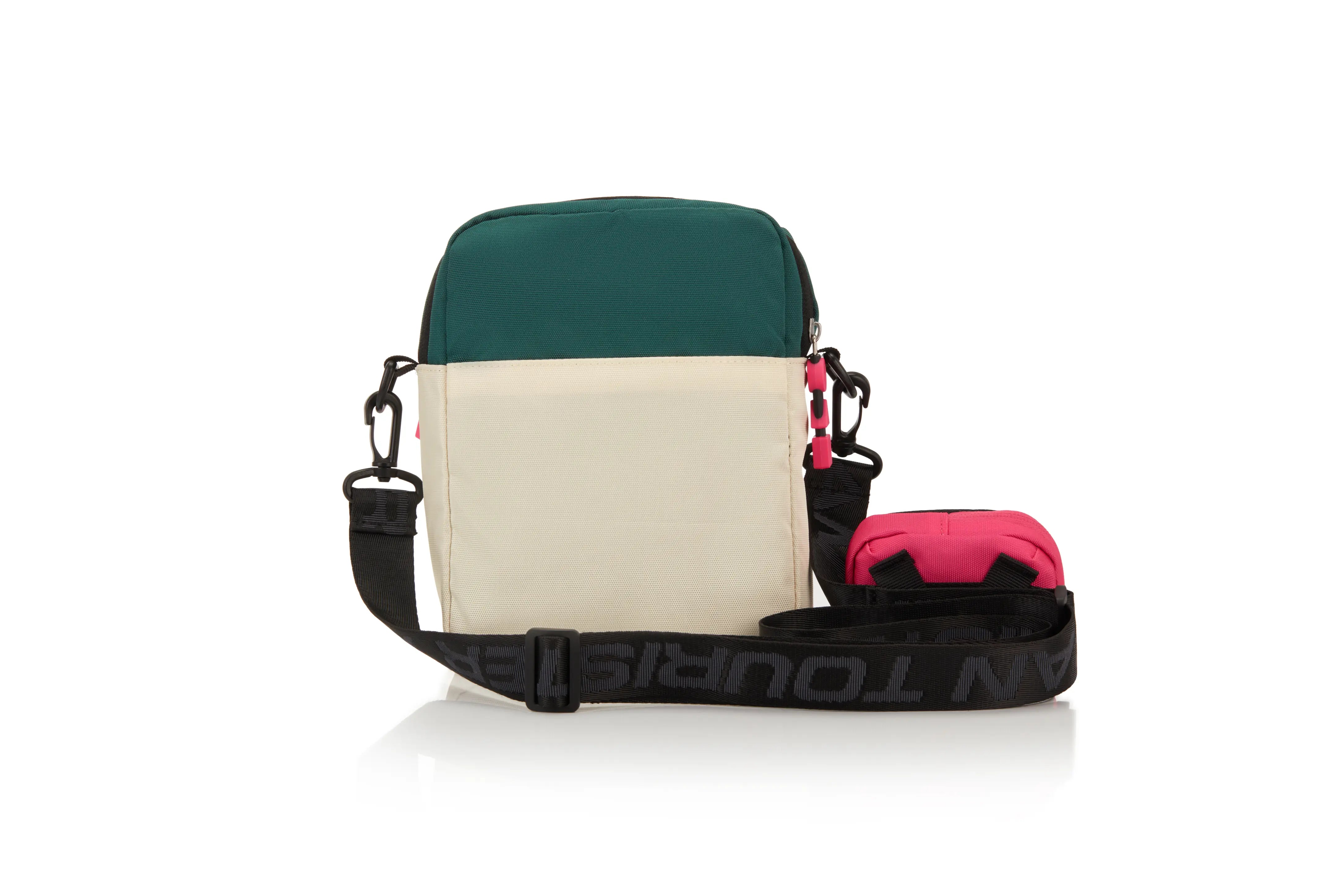 حقيبة كروس بودي من أمريكان توريستر سكويد جيمز