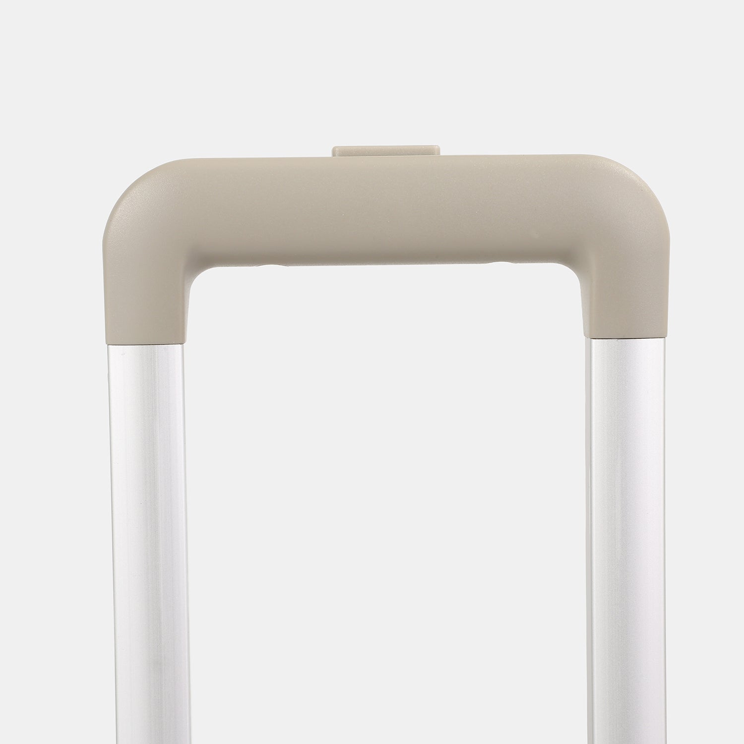 Close-up expandable handle view of the Hedgren Raku Yuno hard-shell luggage in Grey, showcasing the expandable handle. Shop the Latest Online