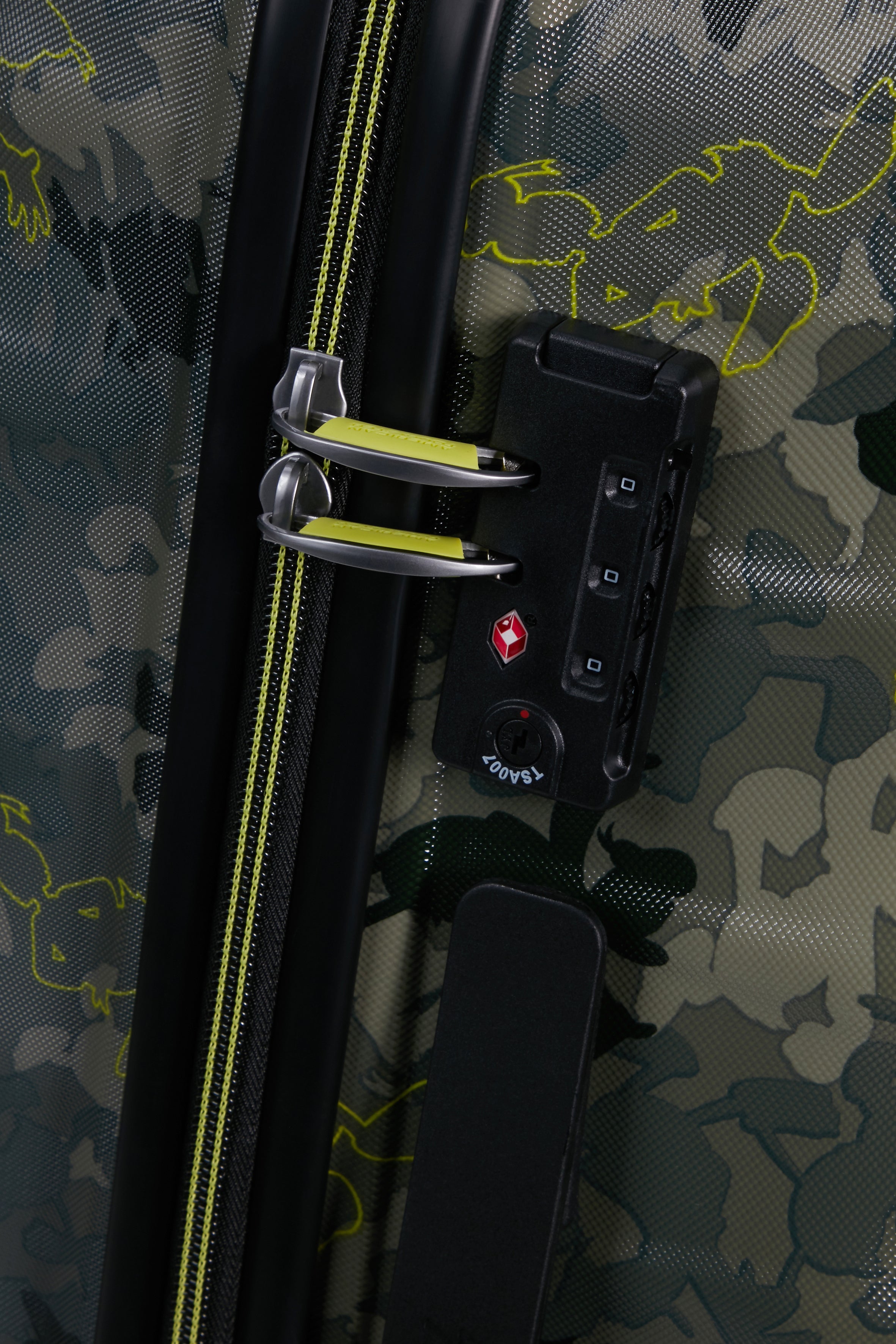 AMERICAN TOURISTER DISNEY DONALD DUCK LUGGAGE