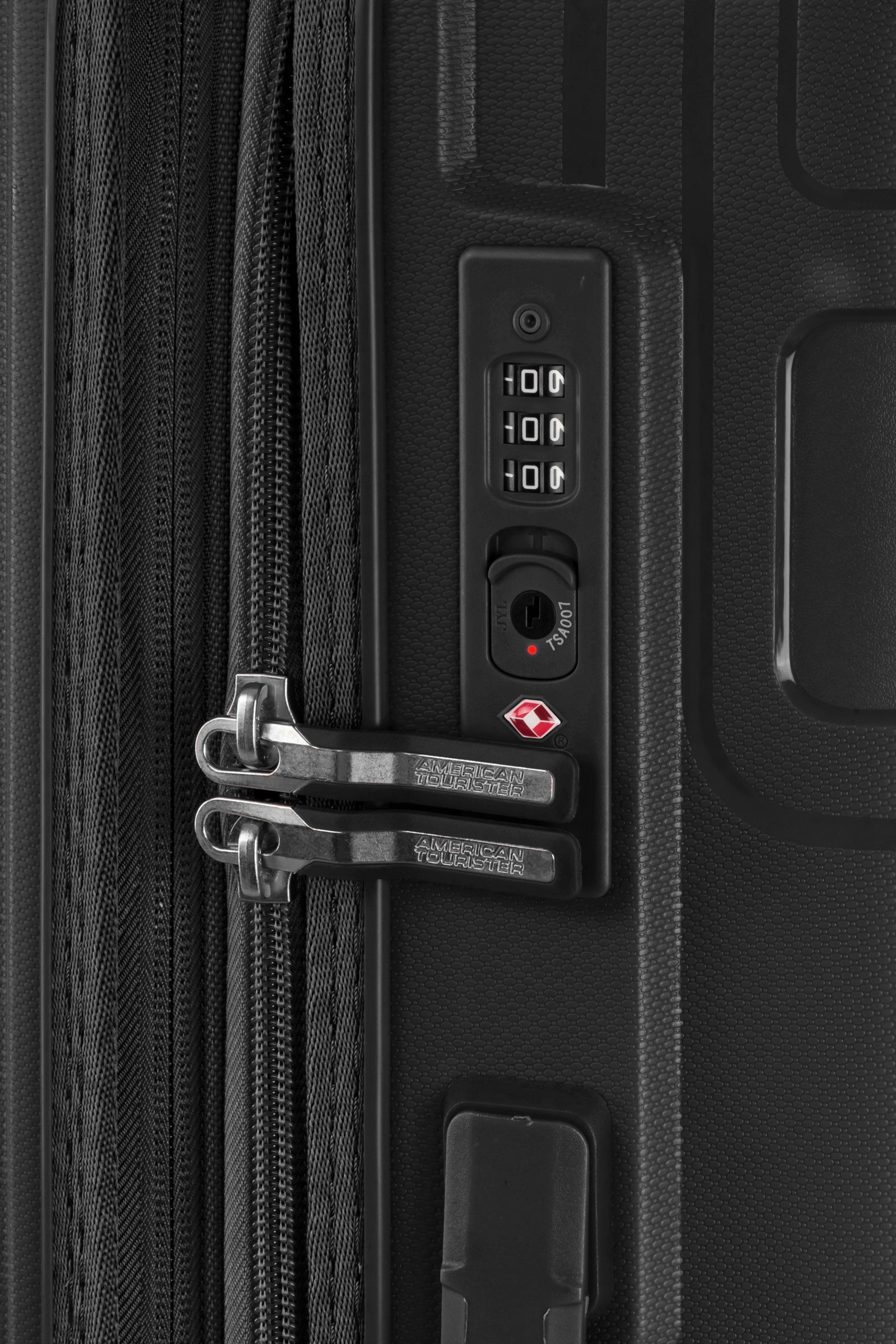 AMERICAN TOURISTER LITEVLO LUGGAGE