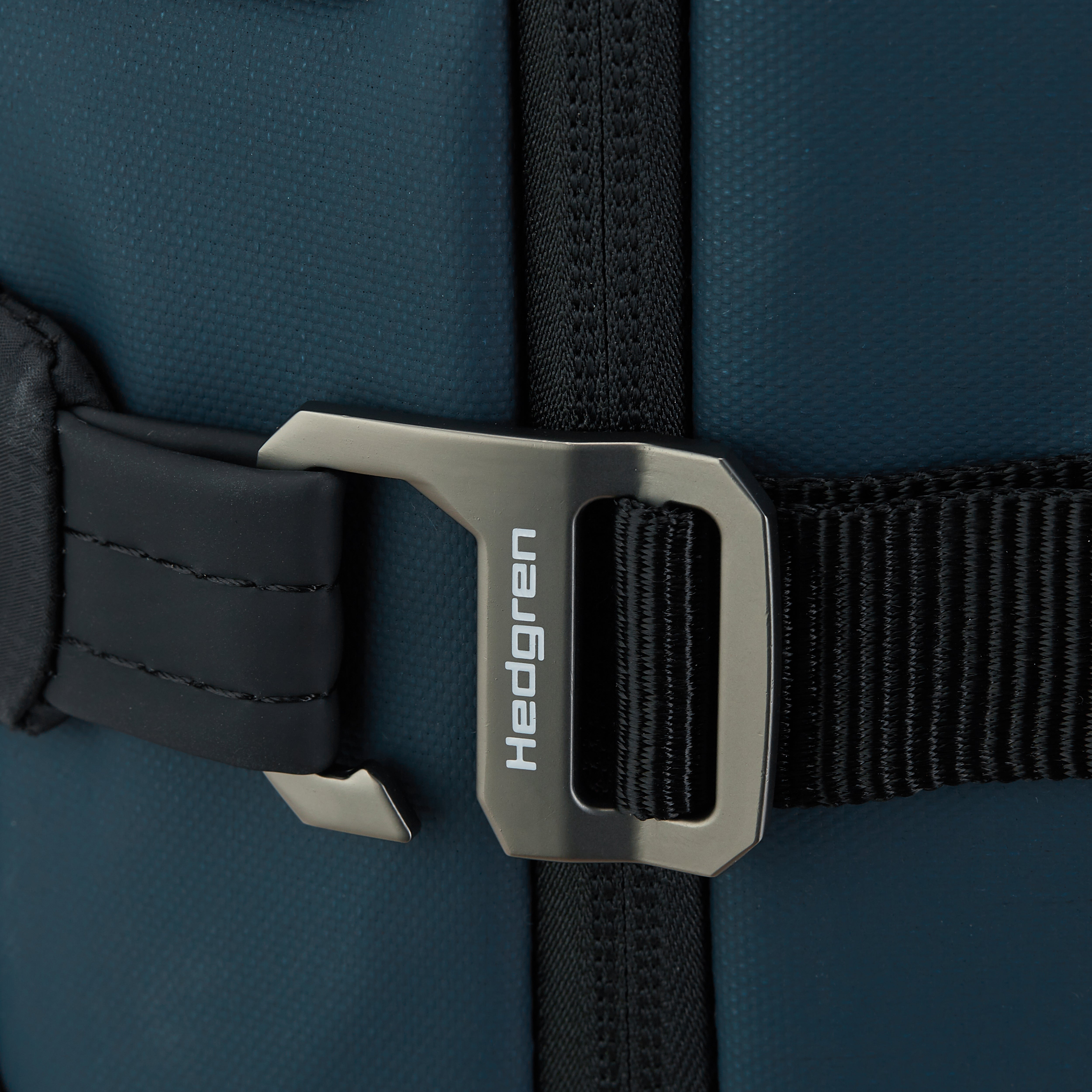 HEDGREN RAIL 3 COMPARTMENT BACKPACK