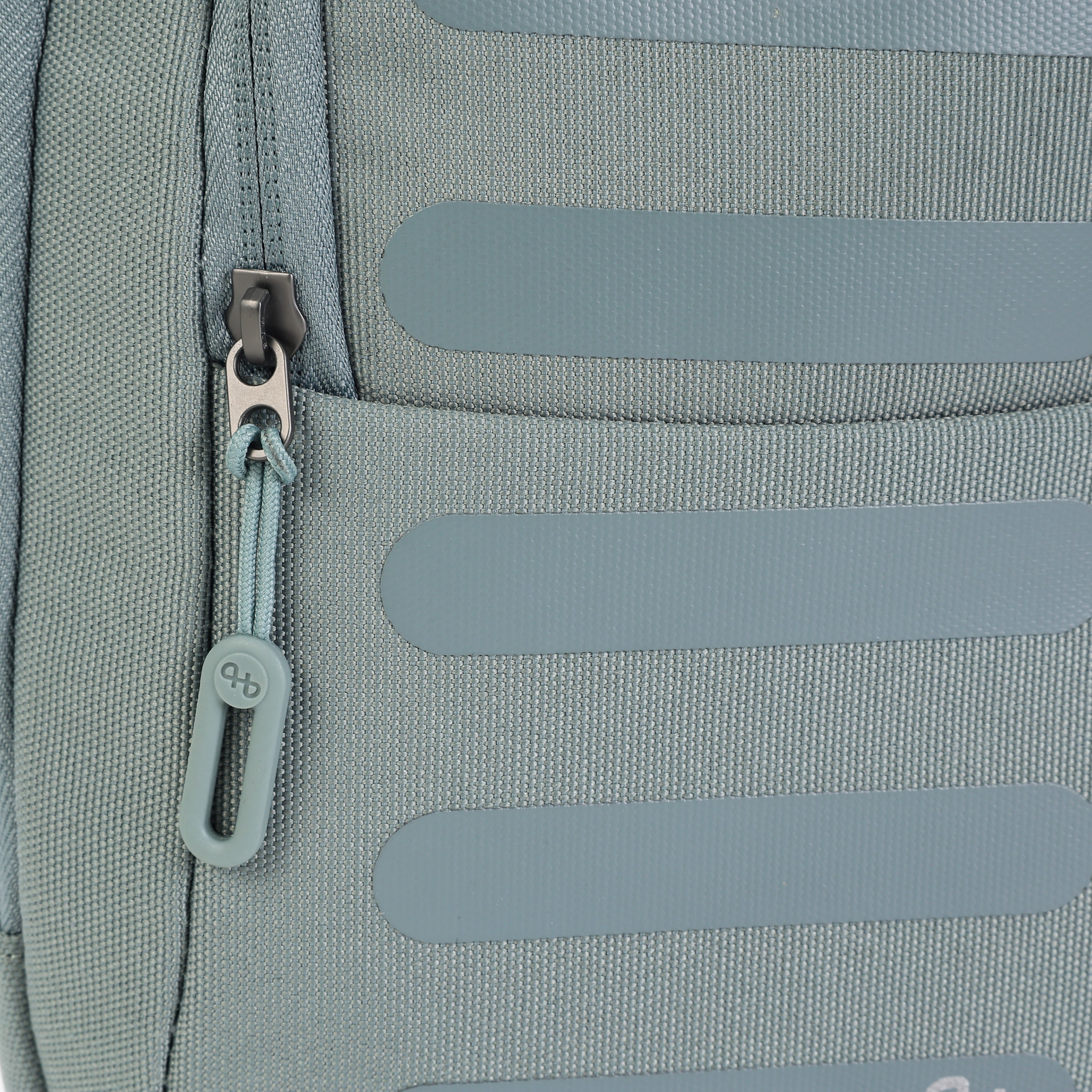HEDGREN COMBY PERFORMANCE RELAX CROSSBODY BAG