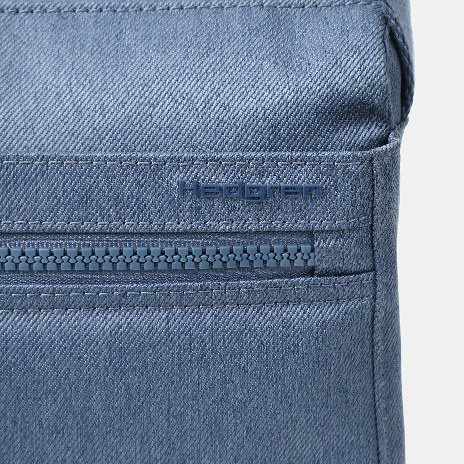 HEDGREN INNER CITY EYE M SHOULDER BAG