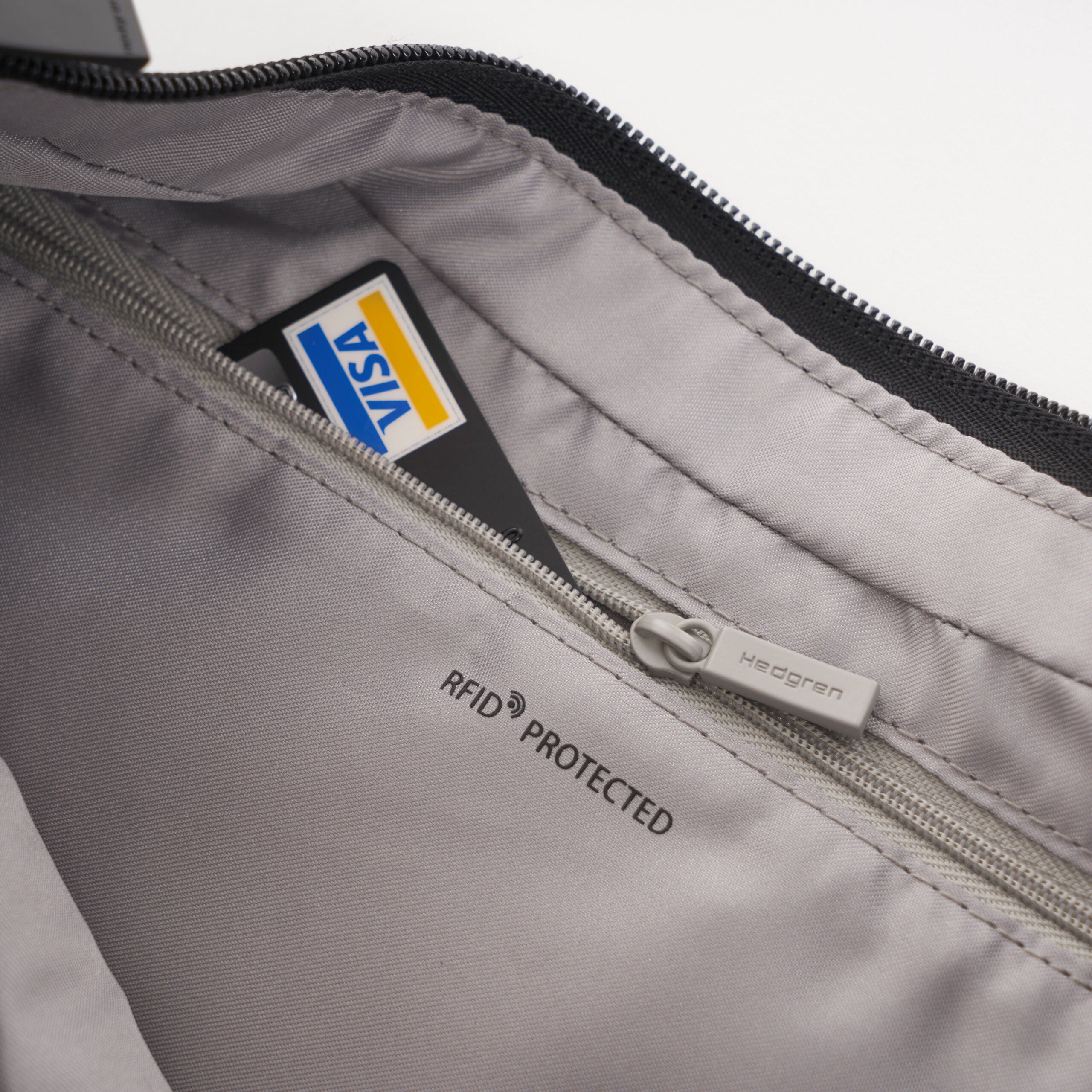 HEDGREN HARPERS SMALL SHOULDER BAG