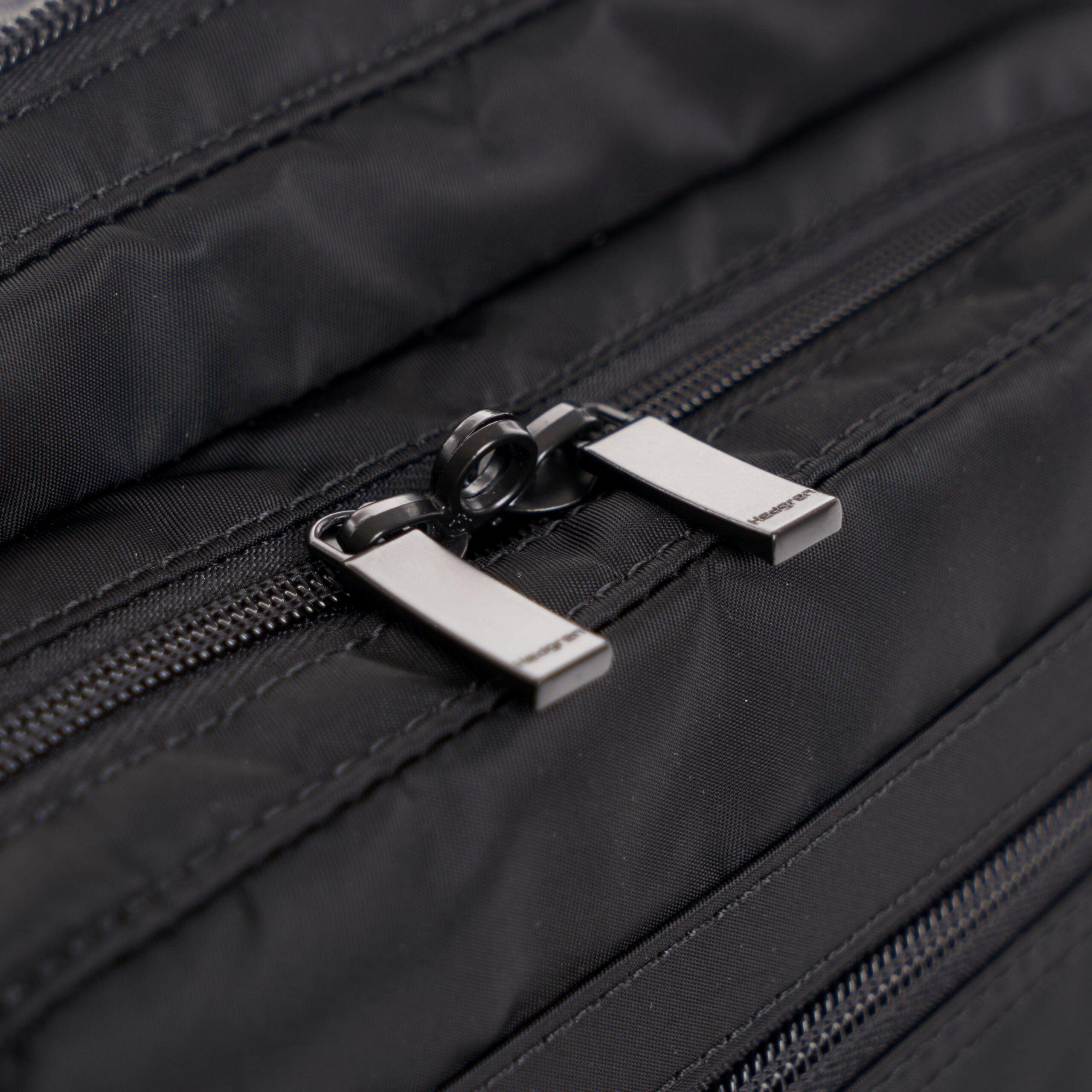 حقيبة كروس متعددة المقصورات من هيدجرين مترو