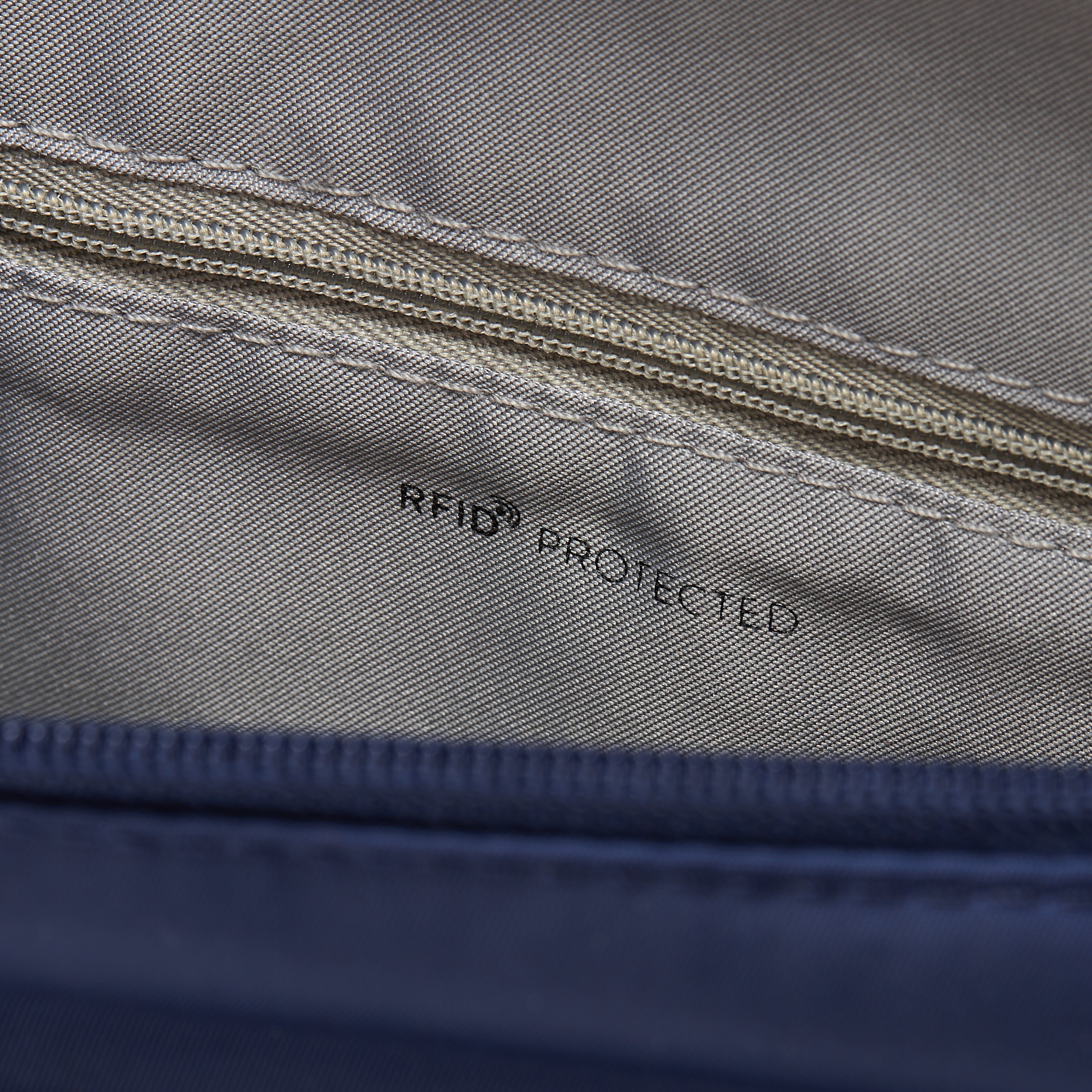 HEDGREN INNER CITY EYE M SHOULDER BAG