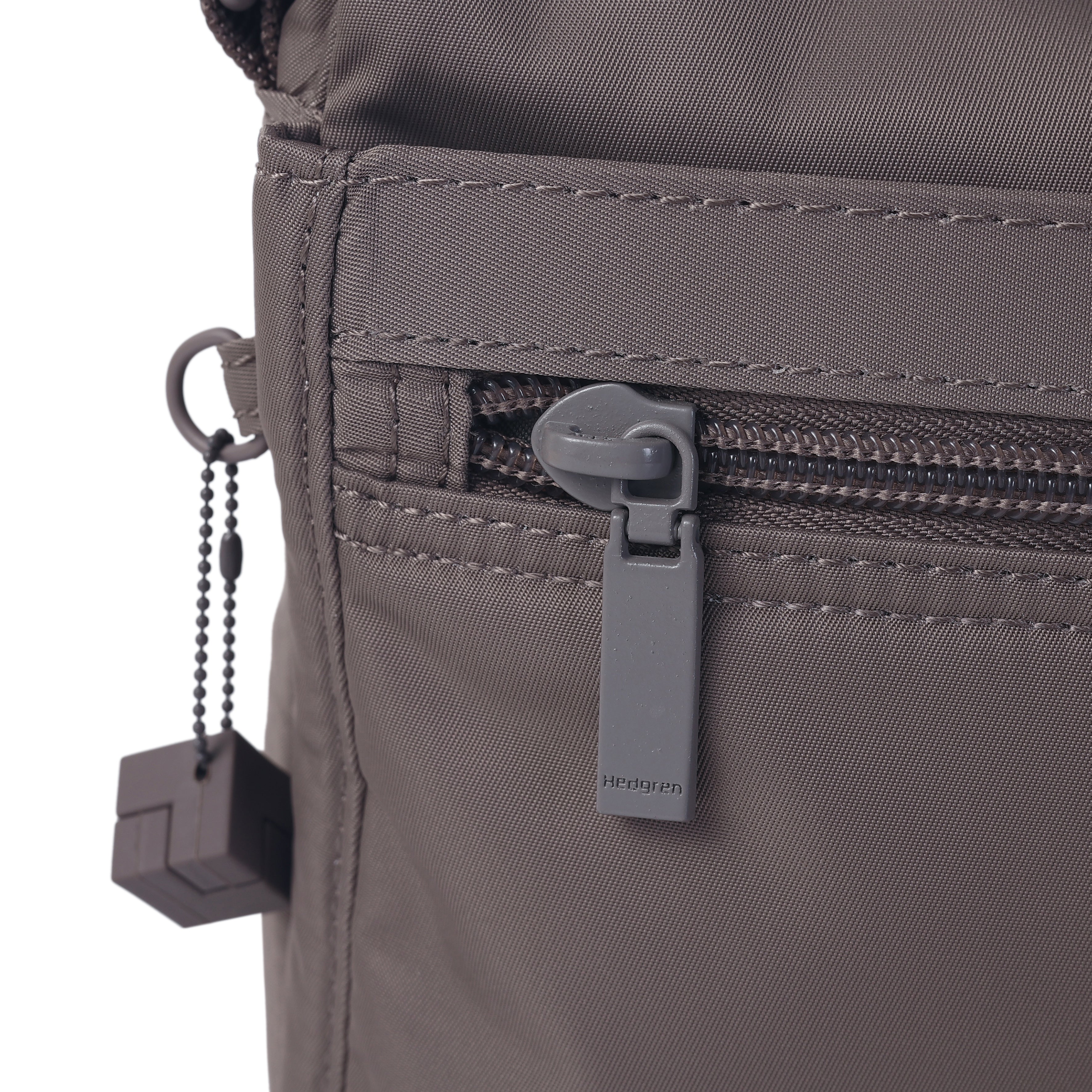 HEDGREN INNER CITY EYE M SHOULDER BAG