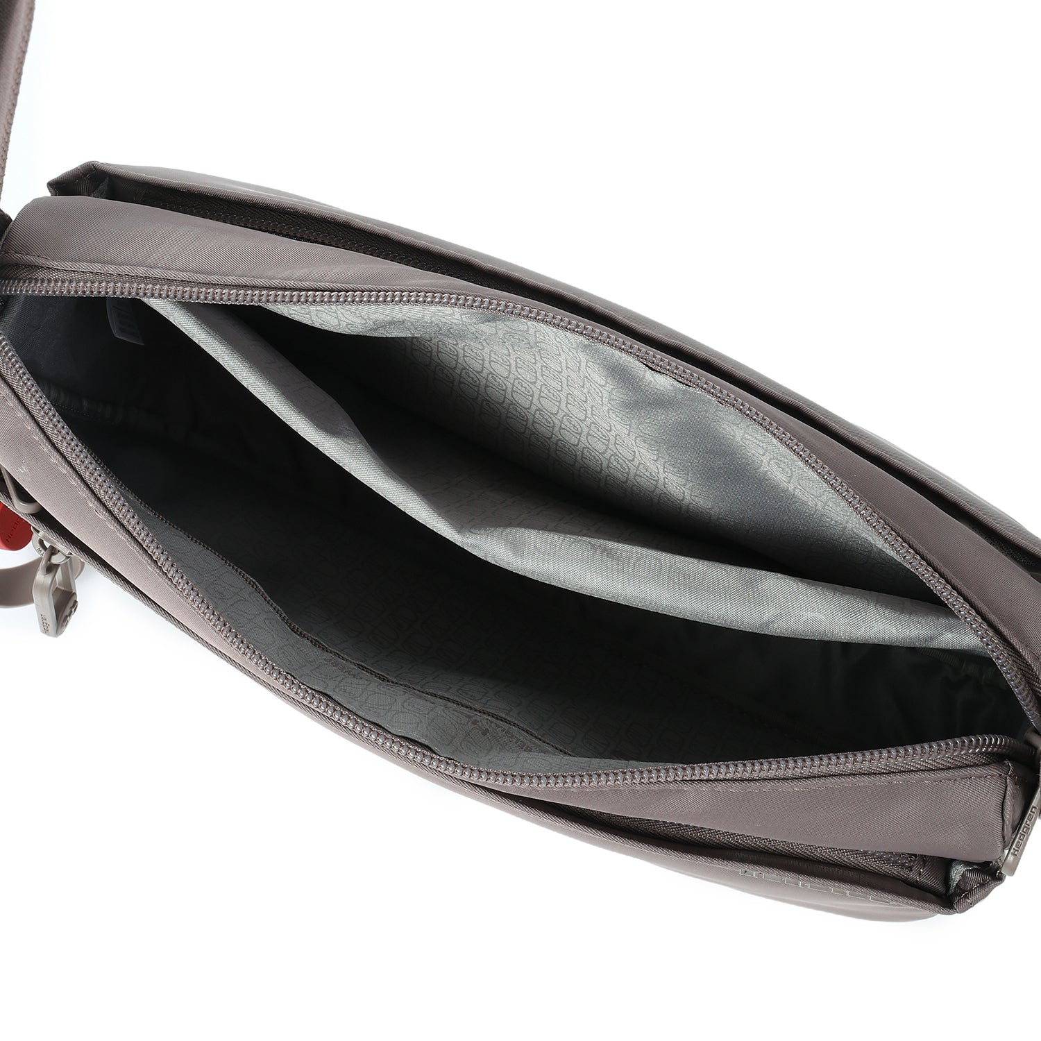 HED207BAG01596