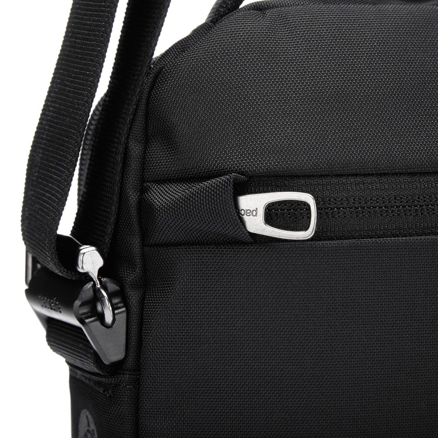 PACSAFE V TOUR CROSSBODY BAG