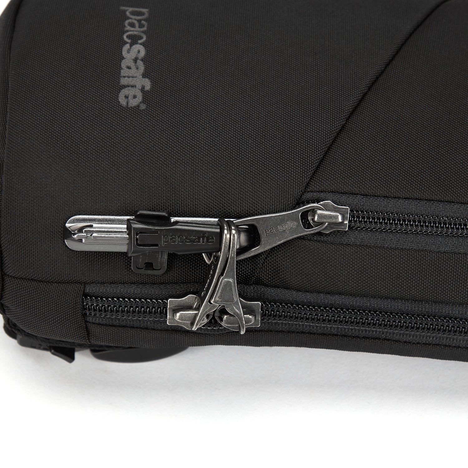 PACSAFE VIBE SLING BACKPACK