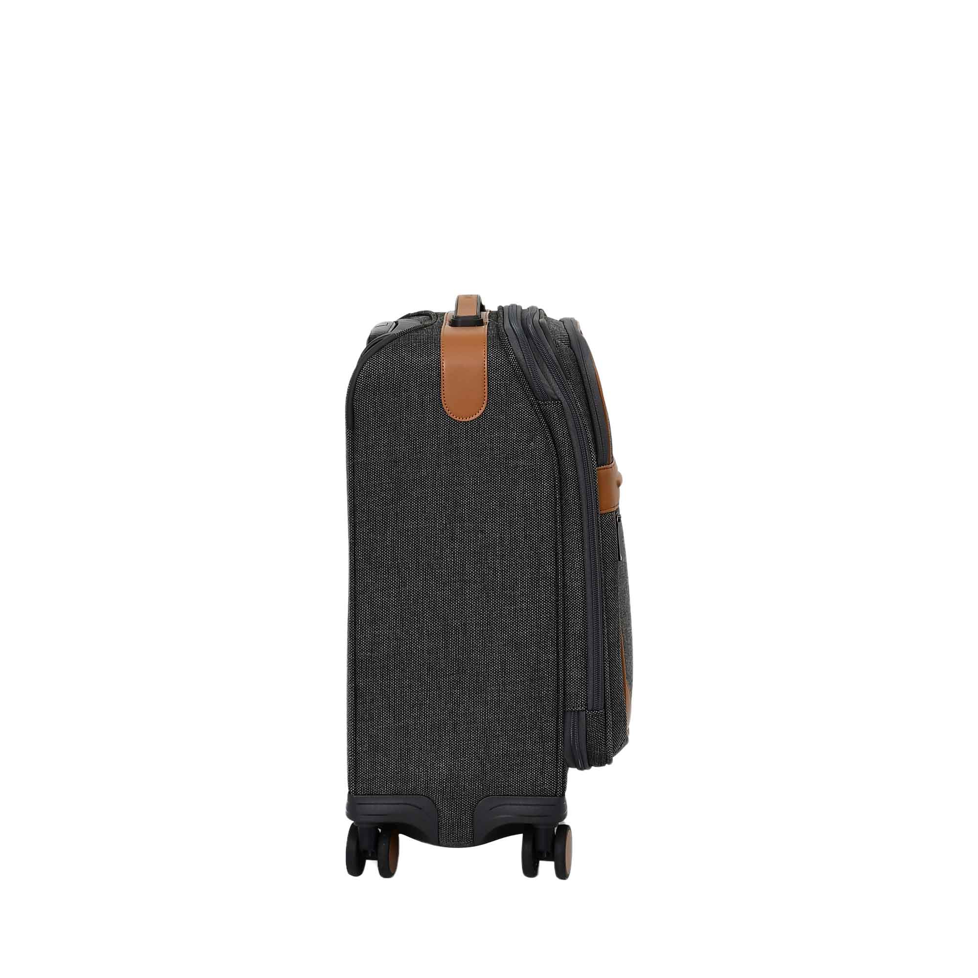 حقيبة سفر أنيقة وناعمة